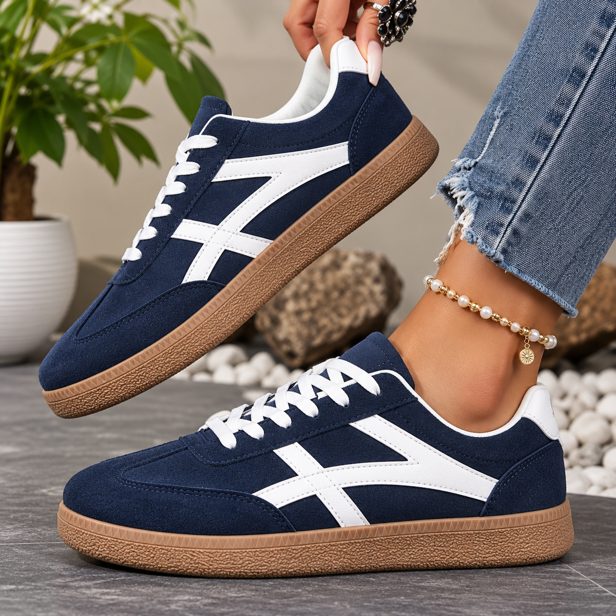 Amelia | Kingsley Cushioned Trainers for Women